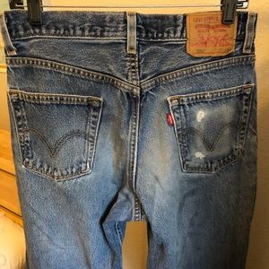 high-waisted Levi jeans!